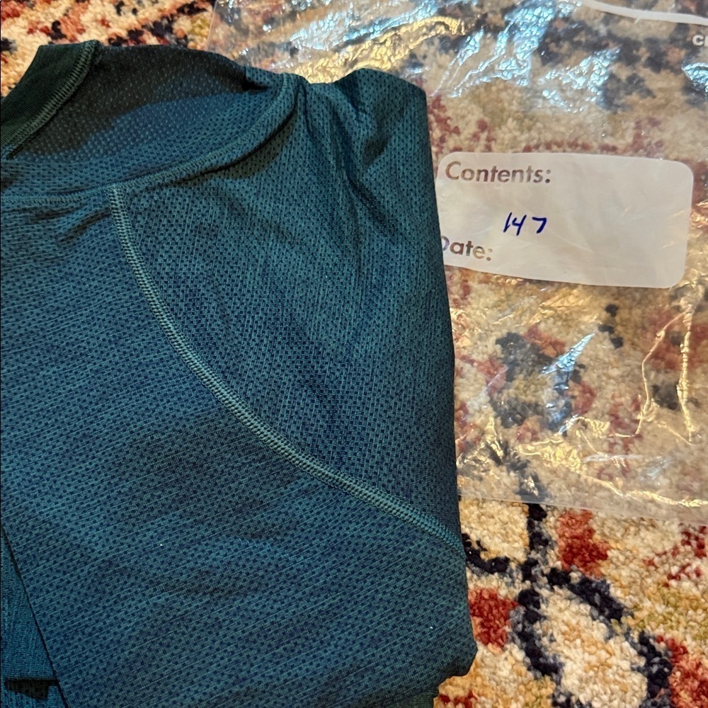 Lululemon Metal Vent Tech Short Sleeve Medium - Picture 7 of 7